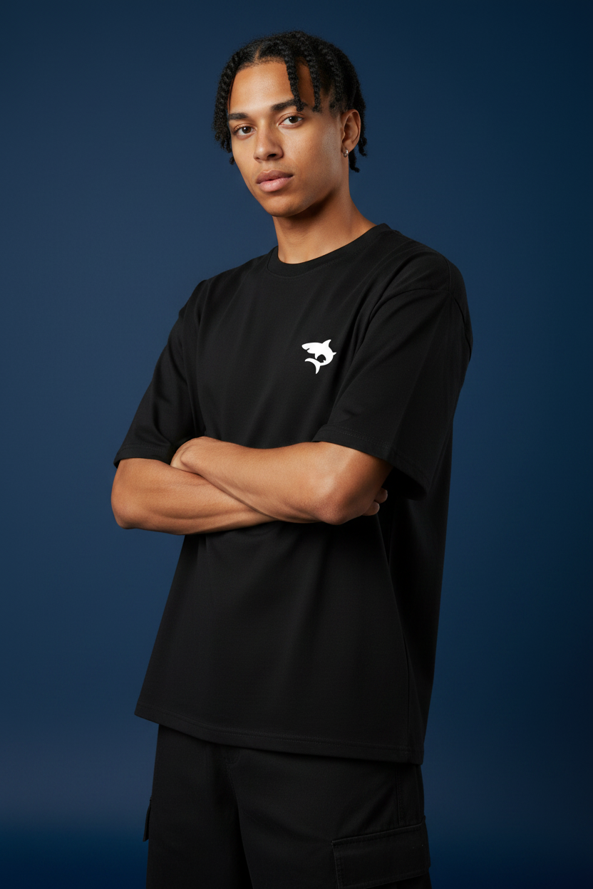 Reda2 Shark Black Front Crossed
